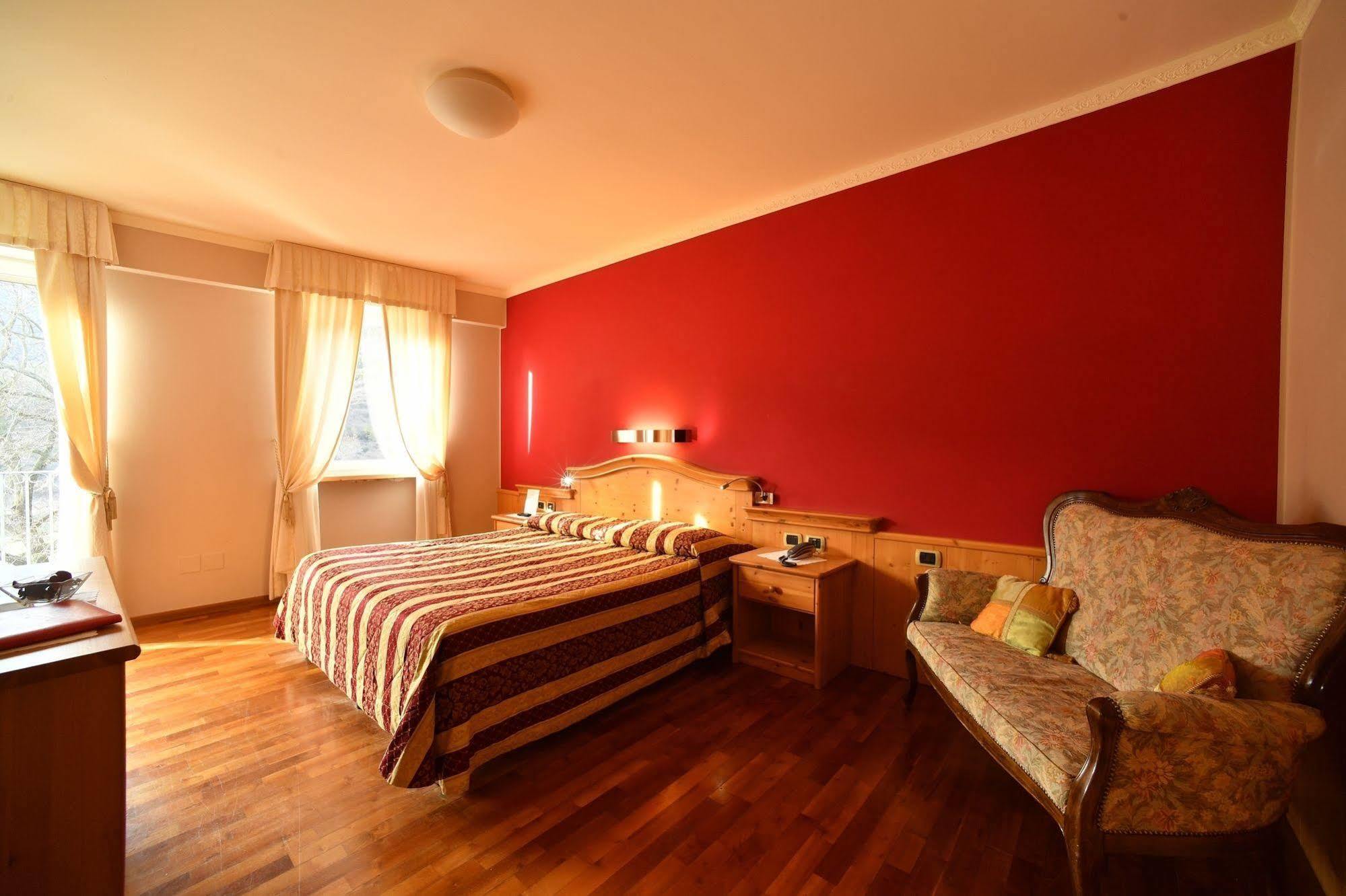 Hotel Lilla' Терлаго Экстерьер фото